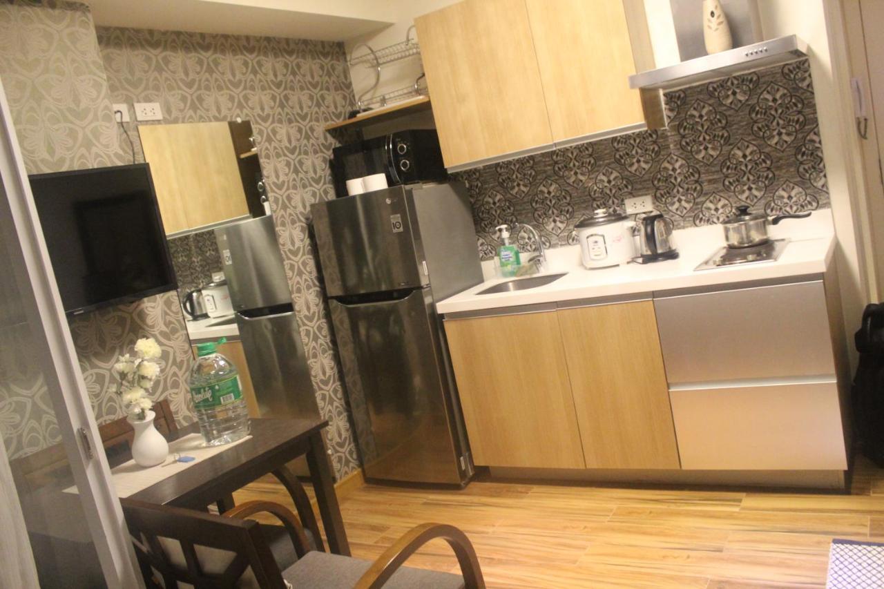 Azure Urban Resort A4 Near Airport Mall With Wavepool Paranaque City ภายนอก รูปภาพ