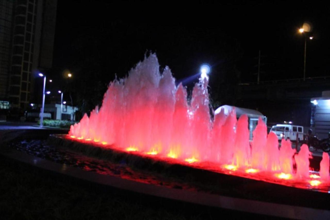 Azure Urban Resort A4 Near Airport Mall With Wavepool Paranaque City ภายนอก รูปภาพ