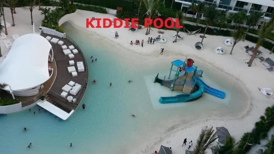 Azure Urban Resort A4 Near Airport Mall With Wavepool Paranaque City ภายนอก รูปภาพ