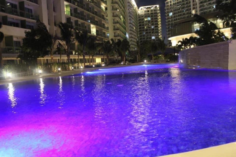 Azure Urban Resort A4 Near Airport Mall With Wavepool Paranaque City ภายนอก รูปภาพ