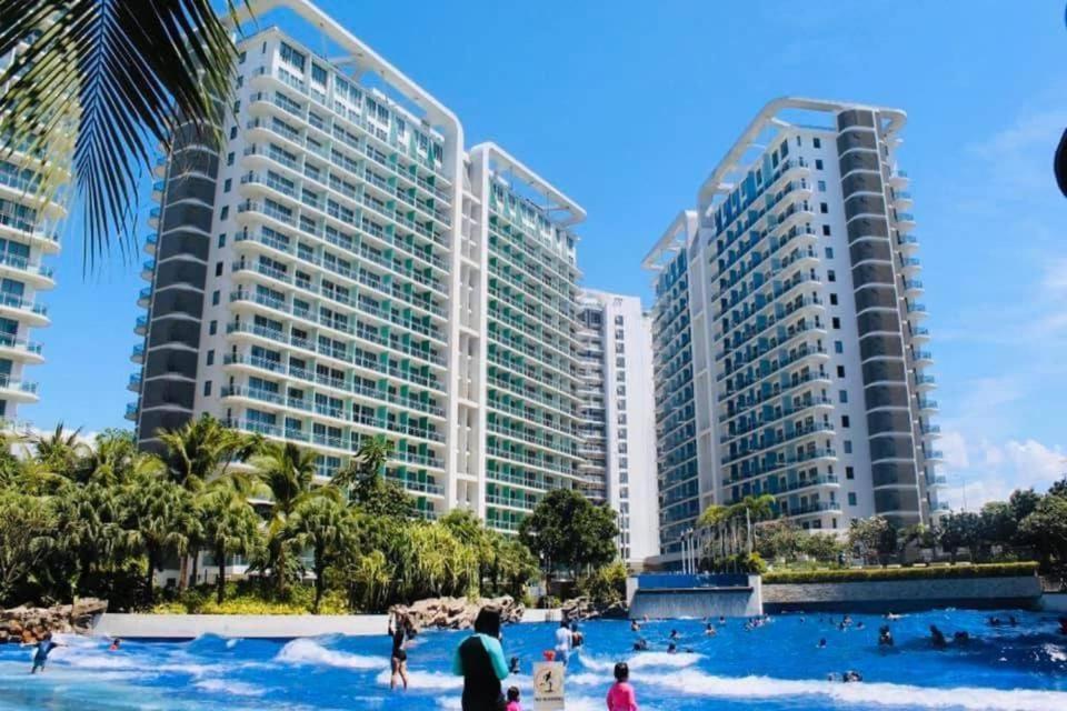 Azure Urban Resort A4 Near Airport Mall With Wavepool Paranaque City ภายนอก รูปภาพ